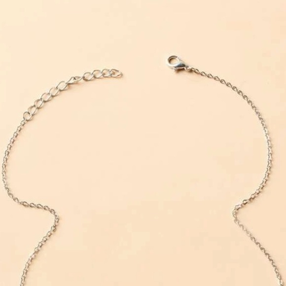 Whale tail necklace - Picture 3 of 3